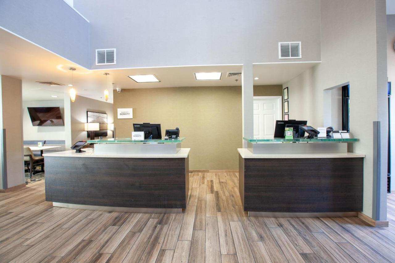 Hotel By Marriott Airport Natomas