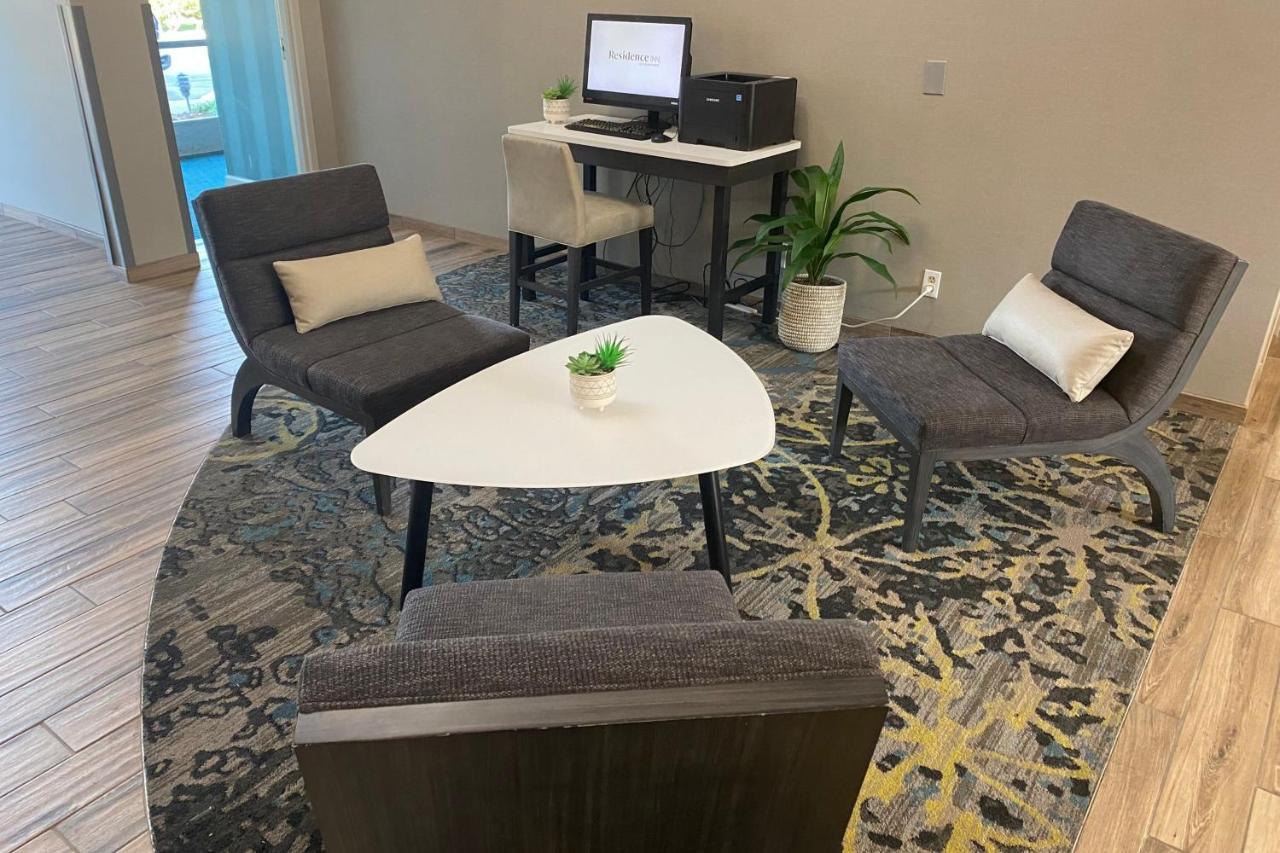 Hotel By Marriott Airport Natomas Sacramento