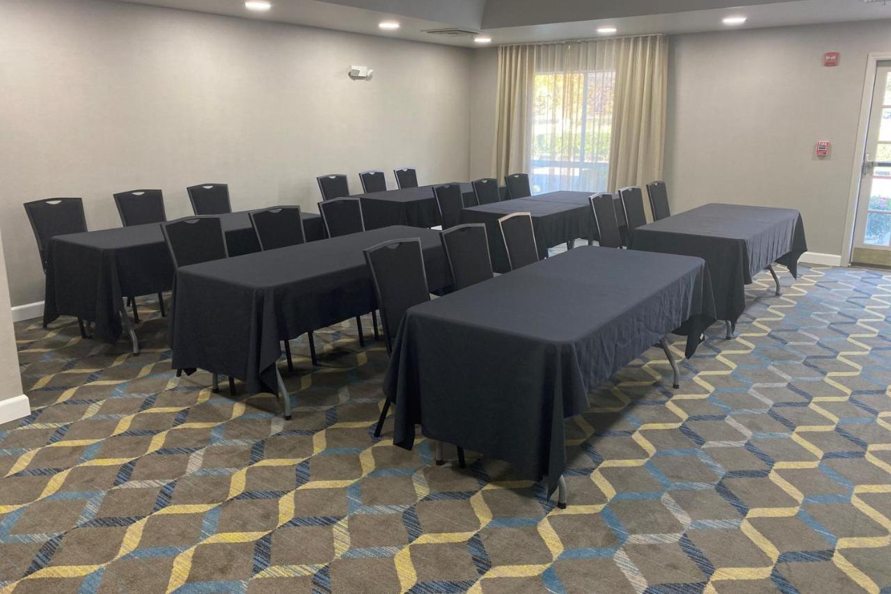 By Marriott Airport Natomas 3* Sacramento
