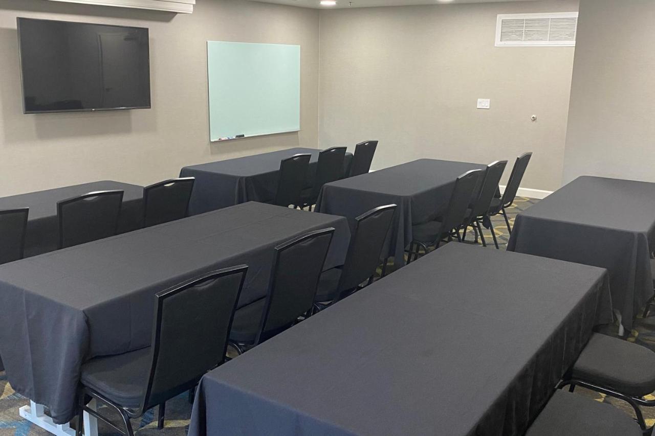 By Marriott Airport Natomas 3* Sacramento