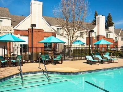 By Marriott Airport Natomas 3*