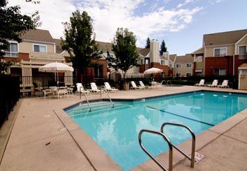 Hotel By Marriott Airport Natomas Sacramento