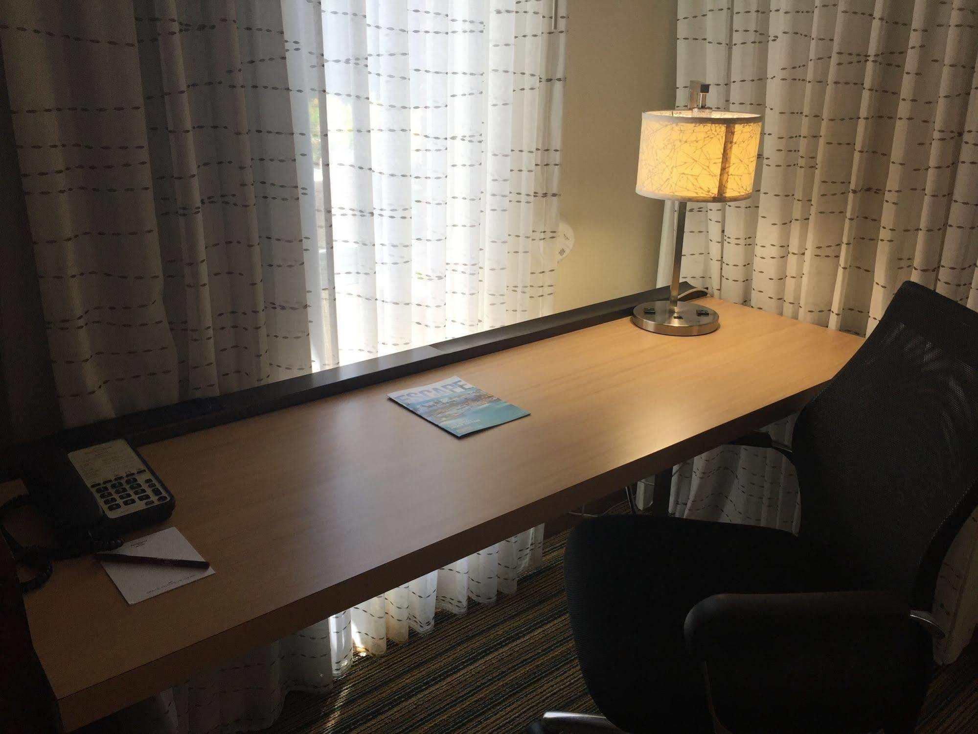 By Marriott Airport Natomas 3* Sacramento