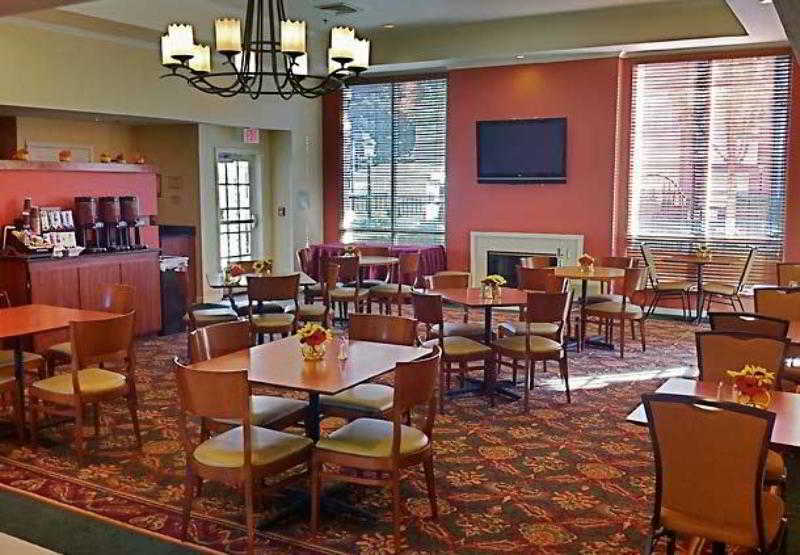 Hotel By Marriott Airport Natomas Sacramento